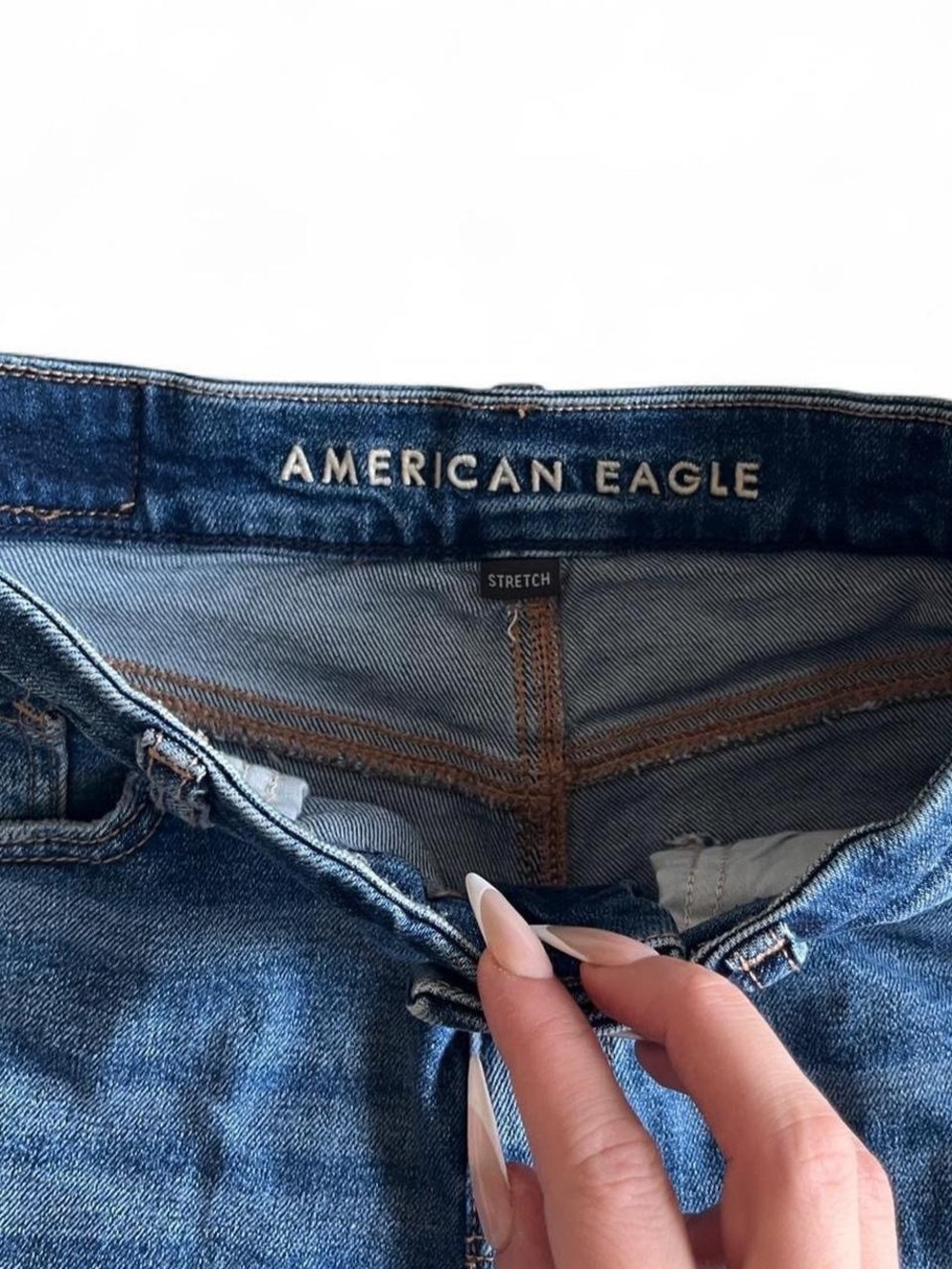 Size 2 American Eagle Curvy Mom Shorts - Picture 5 of 7